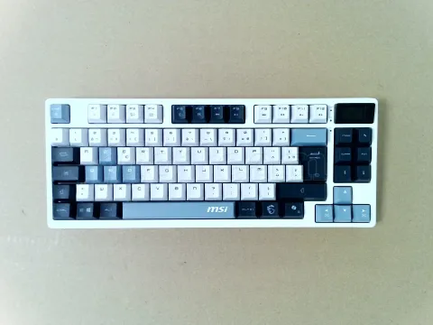 Photo de Clavier Gamer sans fil Bluetooth mécanique MSI Forge GK600 TKL RGB (Blanc/Noir) -SN S1143FRP01HH910528000556 - ID 223499