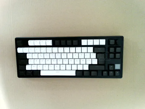 Photo de Clavier Gamer sans fil mécanique (Hator Aurum Linear) Hator Skyfall 80 Pro TKL RGB (Noir) - SN HT20250101922371 - ID 223964