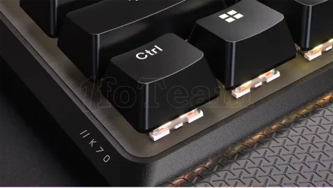 Photo de Clavier gaming mécanique Corsair K70 CORE TKL WIRELESS RGB