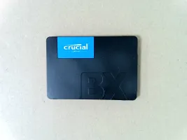 Photo de Disque SSD Crucial BX500 1To - S-ATA 2,5" Version OEM - SN 2520EB41EA - ID 223419