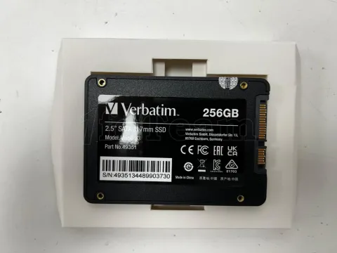 Photo de Disque SSD Verbatim Vi550 S3 256Go - S-ATA 2,5" - SN 4935134489903730 - ID 199594