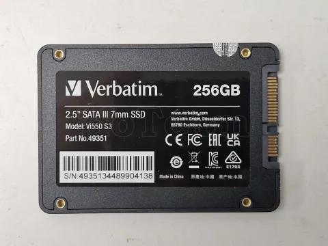 Photo de Disque SSD Verbatim Vi550 S3 256Go - S-ATA 2,5" - SN 4935134489904138 - ID 201782