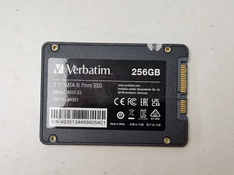 Photo de Disque SSD Verbatim Vi550 S3 256Go - S-ATA 2,5" - SN 4935134489905401 - ID 201250