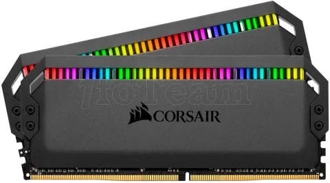 Photo de Kit Barrettes mémoire 16Go (2x8Go) DIMM DDR4 Corsair Dominator Platinum RGB  3000Mhz (Noir)