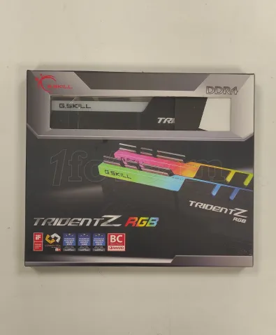 Photo de Kit Barrettes mémoire 16Go (2x8Go) DIMM DDR4 G.Skill Trident Z RGB  3200Mhz (Noir) - SN 24080925685/86 - ID 205547