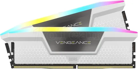 Photo de Kit Barrettes mémoire 32Go (2x16Go) DIMM DDR5 Corsair Vengeance RGB 5600MHz CL36 (Blanc)