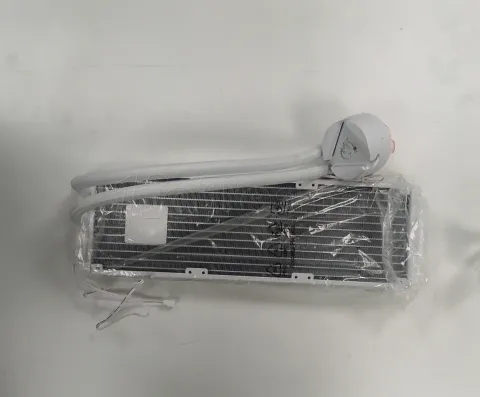 Photo de Kit Watercooling MSI Mag CoreLiquid R V2 RGB - 360mm (Blanc) - SN 3067ZW1B5381310323001518 - ID 205667