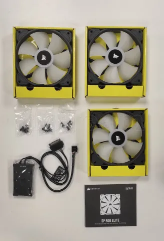Photo de Lot de 3 Ventilateurs de boitier Corsair iCue SP120 Elite Performance PWM RGB - 12cm (Noir) - SN A1W3B34610G24P - ID 205558