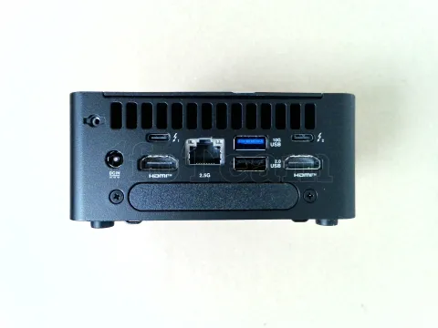 Photo de Mini PC/Barebone Asus Kit NUC 15 Pro NUC15CRH-B - Core 3 100U - SN T7ARYZ00H583JYB - ID 223621