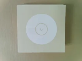 Photo de Point d'accès WiFi Ubiquiti UniFi U7-Pro BE7300 (Blanc) - SN 847848EC4584 - ID 224760