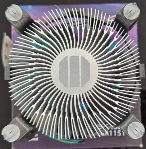 Photo de Processeur AMD Ryzen 3 3200G Socket AM4 + GPU (3,6 Ghz) - SN 9LP5646U20462 - ID 189020