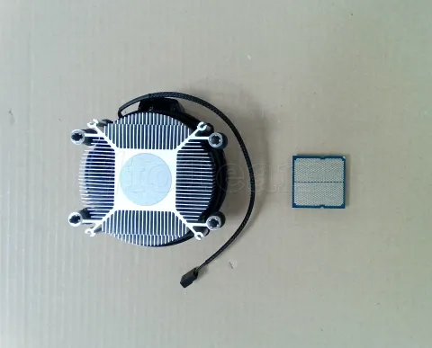 Photo de Processeur AMD Ryzen 5 8500G (5 Ghz) AM5 - SN 9MT4647W50049 - ID 224769