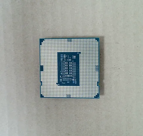 Photo de Processeur Intel Core i3-10100F (4,3 Ghz) LGA 1200 - Sans iGPU - SN 735858452199 - ID 224720