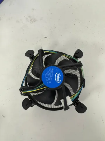 Photo de Processeur Intel Core i3-10100F (4,3 Ghz) LGA 1200 - Sans iGPU - S/N U14M6K1902710 - ID 223396