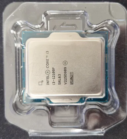 Photo de Processeur Intel Core i3-12100F Alder Lake-S (3,3Ghz) (Sans iGPU) Version OEM (Tray) - SN 82JB908205421 // V225D989 - ID 189526