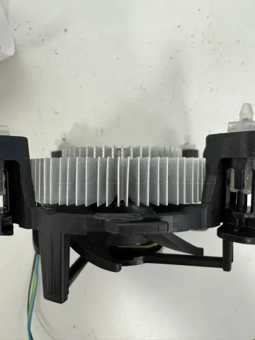 Photo de Processeur Intel Core i5-10400F (4,3 Ghz) LGA 1200 - Sans iGPU - S/N 81G42W7702074 - ID 223389