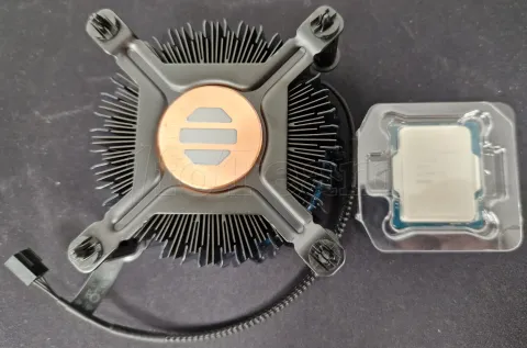 Photo de Processeur Intel Core i5-12400F Alder Lake-S (2,5Ghz) (Sans iGPU) - S/N U29J3B8704630 - ID 188056
