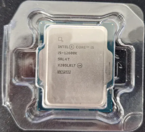 Photo de Processeur Intel Core i5-12600K Alder Lake-S (3,7Ghz) - SN U2JF254802741 // X205L817 - ID 189531