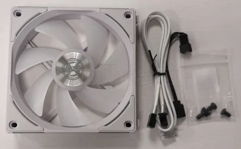 Photo de Ventilateur de boitier Lian Li Uni Fan AL120 V2 RGB 12cm (Blanc) - ID 213677