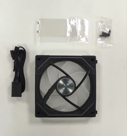 Photo de Ventilateur de boitier Lian Li Uni Fan SL-Infinity RGB - 12cm (Noir) - ID 205538