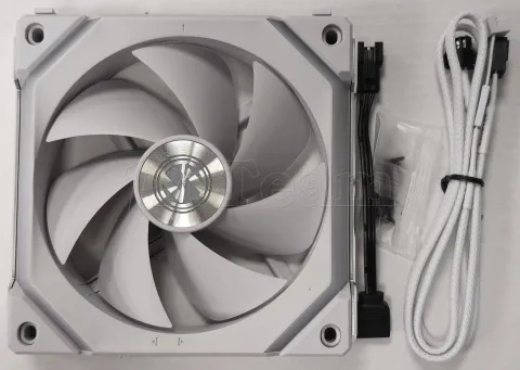 Photo de Ventilateur de boitier Lian Li Uni Fan SL V2 RGB - 12cm (Blanc) - ID 213684