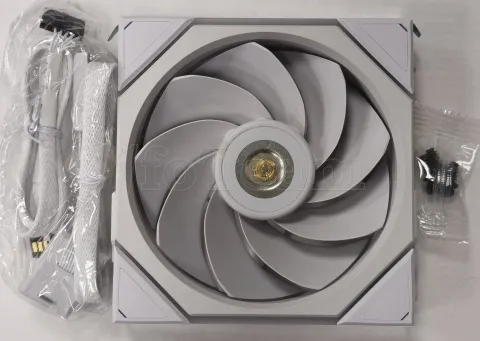 Photo de Ventilateur de boitier Lian Li Uni Fan TL RGB - 12cm (Blanc) - ID 213695