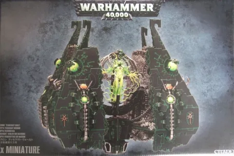 Photo de Warhammer 40k - Necron Crypte Tesseract